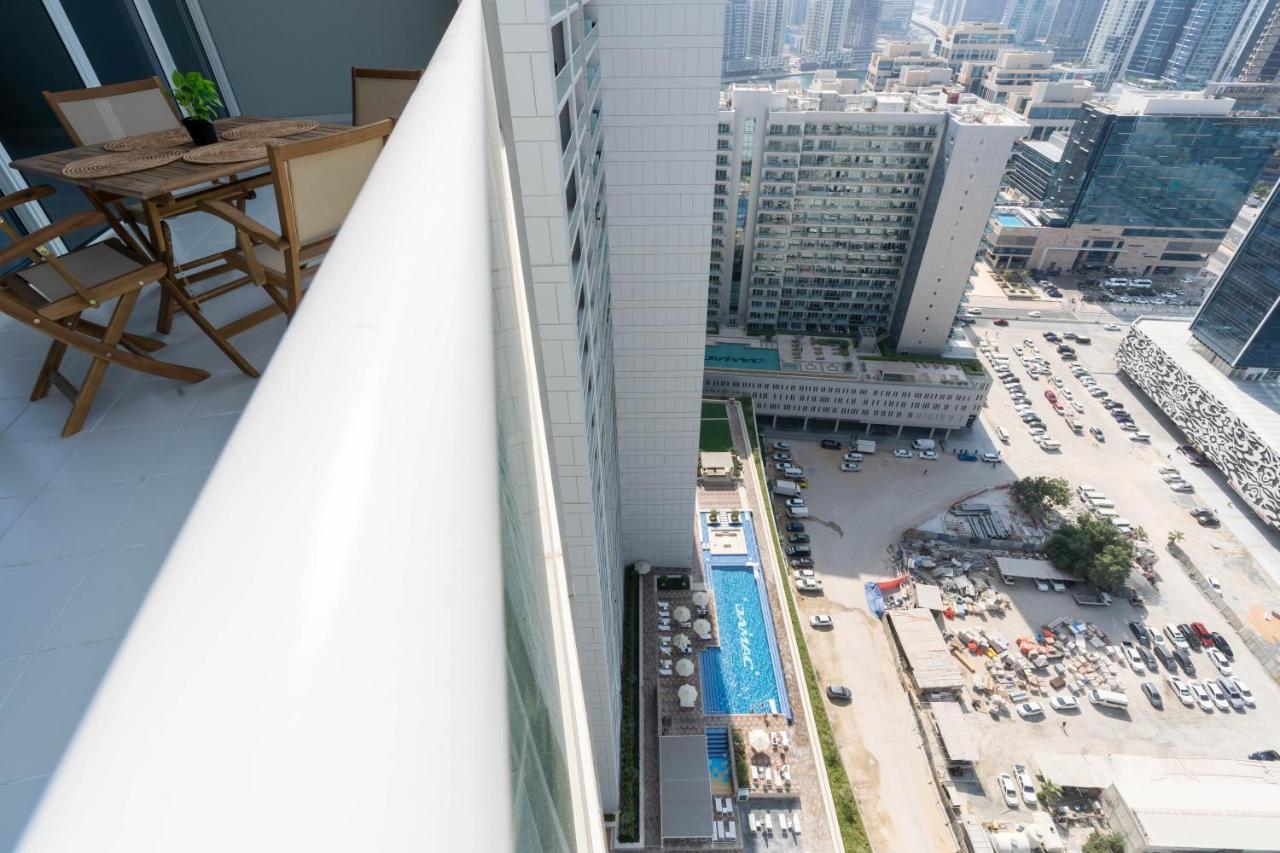 Delightful 2Br Apartment At Reva Residences 迪拜 外观 照片
